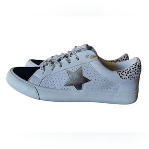 Vintage Havana White and Silver Star Sneakers